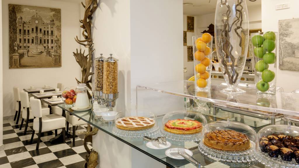 Aparthotel-Arcom-Palace-Pomezia-Foto-struttura-colazione-centro-Roma-7136
