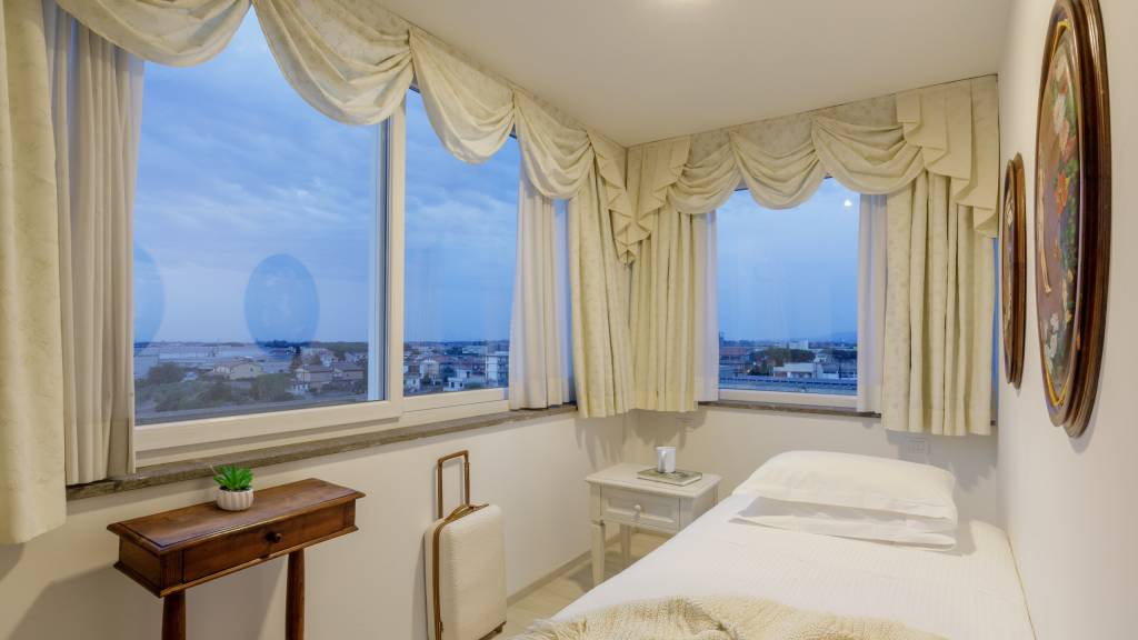 Aparthotel-Arcom-Palace-Pomezia-Foto-struttura-camera-centro-Roma-7539