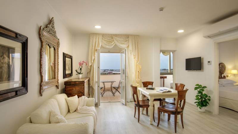 Aparthotel-Arcom-Palace-Pomezia-Foto-struttura-ambienti-centro-Roma-7470